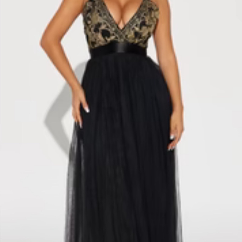 Fashion Nova Black and Gold Prom Dress